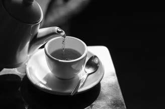 Herbal tea can help you stay warm and hydrated in winter. (Pixabay photo)