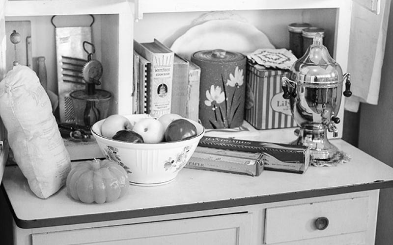 Just like the rest of the house, kitchens need to stay tidy. Pixabay photo