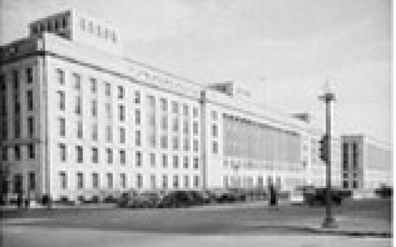 The Department of Agriculture South Building at 1400 Independence Ave. SW in Washington, D.C., was designed by the Office of the Supervising Architect of the Treasury and built between 1930 and 1936. (Photo courtesy of the General Services Administration)