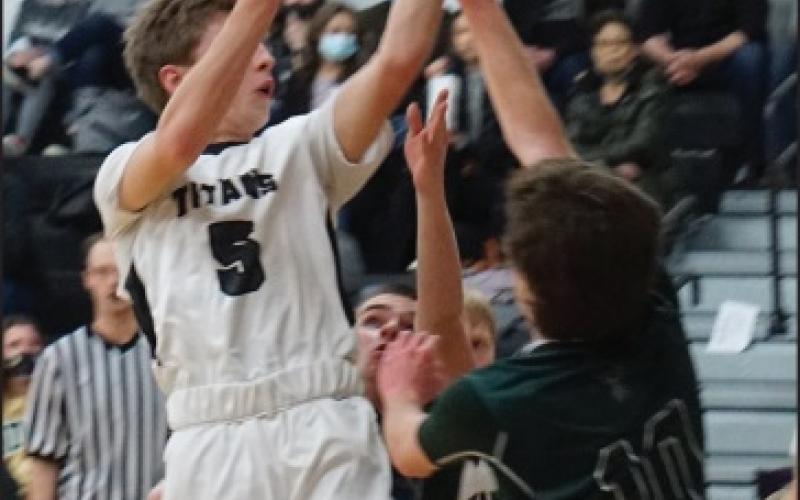 Titans Host Tommies in Drayton