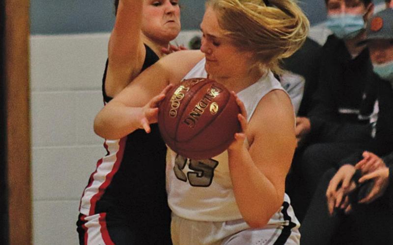 Ella Kittelson tries to get around a Spartan player during Saturday afternoon’s contest in Edinburg. VNV Photo by Lesa Van Camp