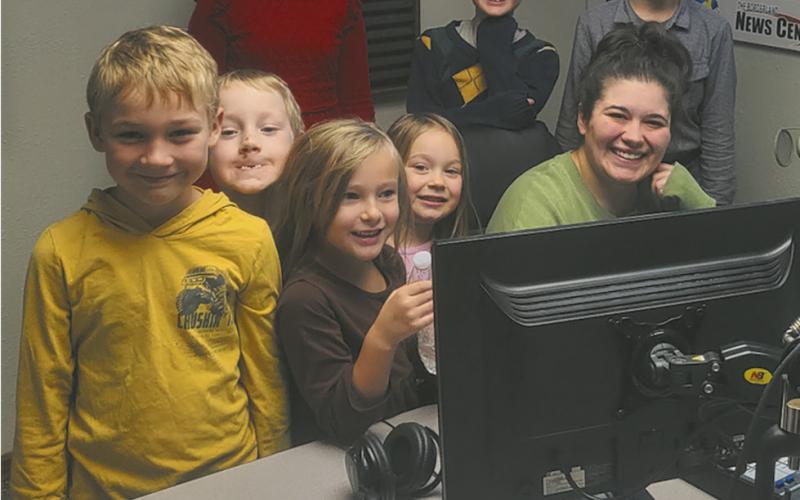 Area homeschool group tours Simmons Studio