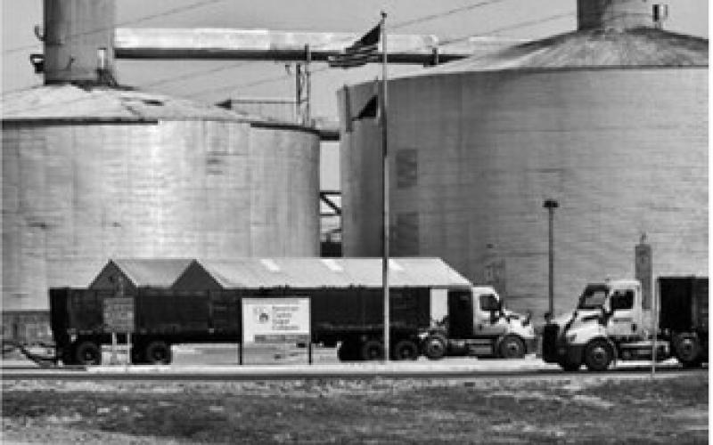Trucks go in and out of the American Crystal Sugar beet processing plant at Hillsboro, N.D., on May 4, 2025. Jeff Beach/North Dakota Monitor