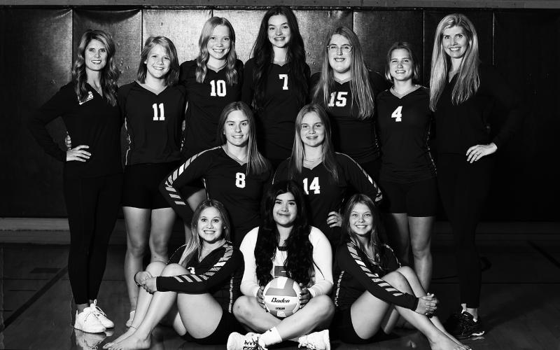 “Members of the 2022 Drayton Valley Edinburg Titans include front, from left, Claire Thompson, Emily Gonzalez and Brooke Gullickson. Row 2: Kiara Aasand and Aleah Pokrzywinski. Back: Assistant coach Sara Gullickson, Alyssa Hoyles, Easton Larson, Elizabeth Fedje, Isabella Douville, Greta Burrell and head coach Jodi Fedje”