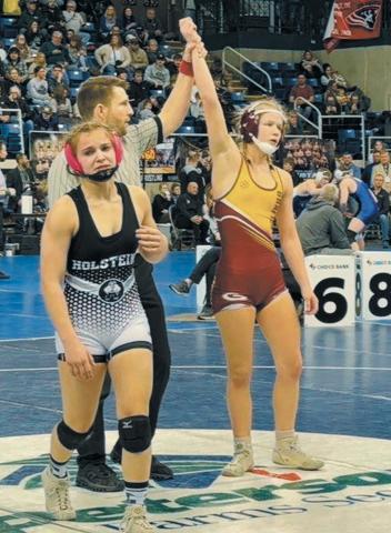 Drayton’s Allysa Hoyles finished 7th in her class at the state wrestling championships. Photo by Raven Smith.