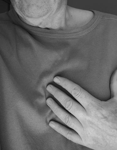 Many people experience discomfort or an uncomfortable pressure in the chest as a sign of heart issues. Pixabay photo