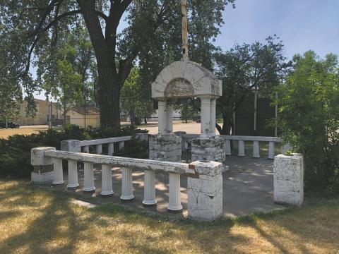 Polar donates to Save the Fountain effort