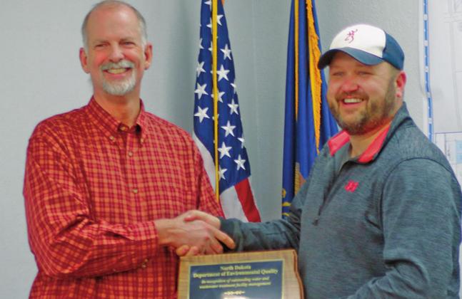 Jonathan Guss earns Award