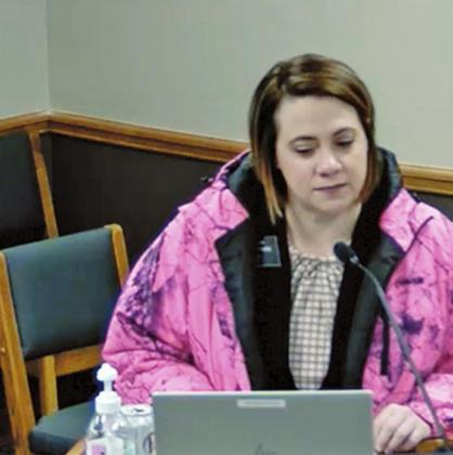 Lawmaker hunts for approval with pink jacket
