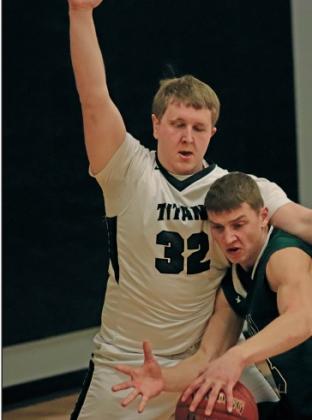 Boys Host Spoilers in Double Header at Edinburg