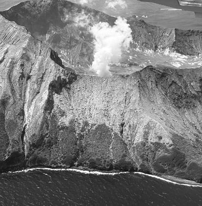 Approaching White Island.