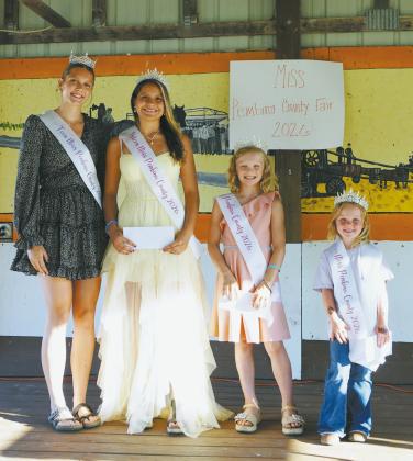 Little Miss Pembina County Fair Pageant Winners. Photo by Larry Stokke