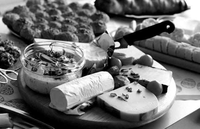 Milk and wheat are two of the 'Big 9' most common allergens that must be listed in the ingredient statement on food packages. (Pixabay photo)