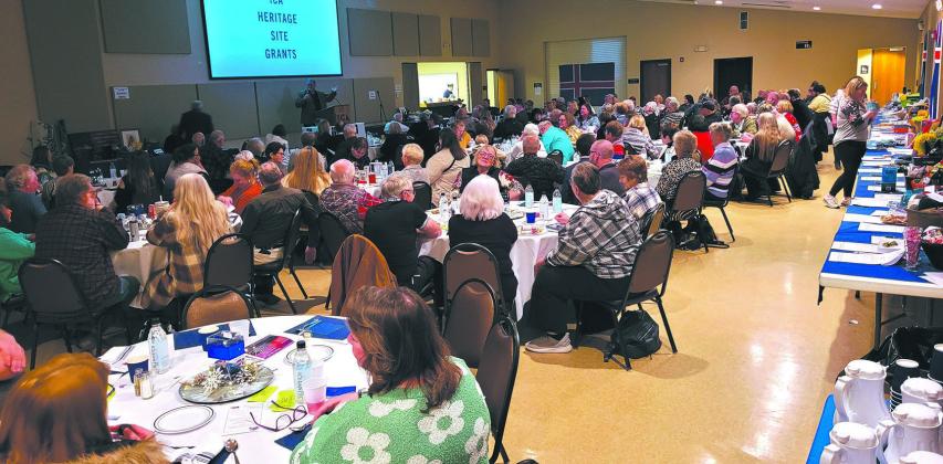 150 attend sold out Icelandic Communities Association Þorrablót event at Mountain Community Center.