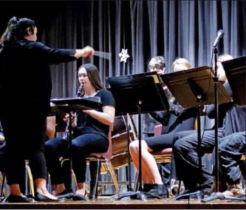 The Jr High and Sr High School band entertained with several numbers to start the Winter concert last Thursday evening. VNV Photo by Lesa Van Camp
