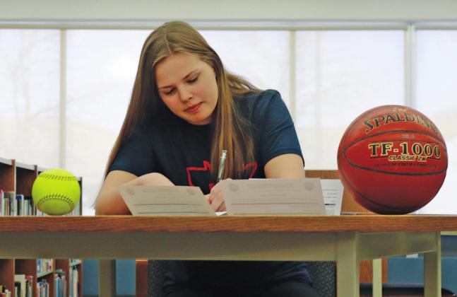 Stegman signs intent letters as a dual sport athlete for Northland Community &amp; Technical College