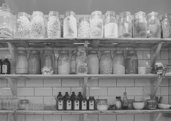 The standard refrigerator storage life for perishable foods is four days. (Pexels photo)