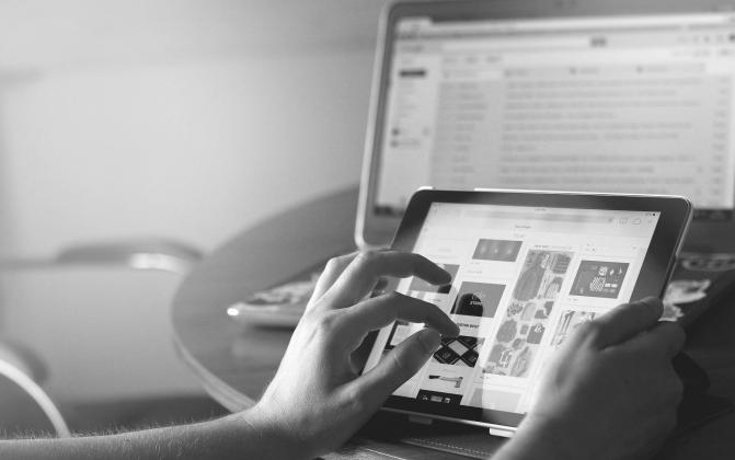 Deciphering trustworthy information online can be difficult. (Pixabay photo)