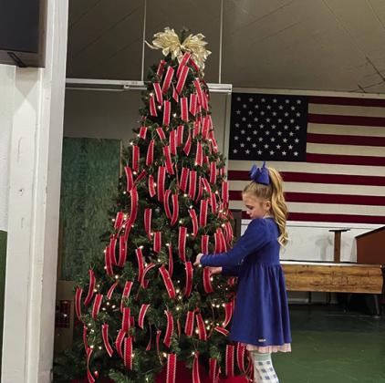 Snow moves staple event to Sunday; still sees shoppers