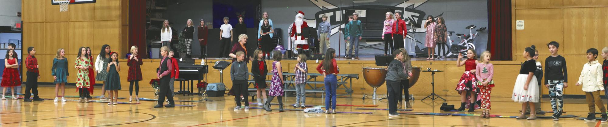 Snow moves staple event to Sunday; still sees shoppers