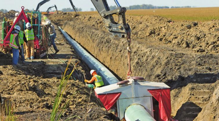 Pictured above construction work being done on Enbridge L3R-ND 547 prior to it’s completion this fall. Photo submitted by Enbridge
