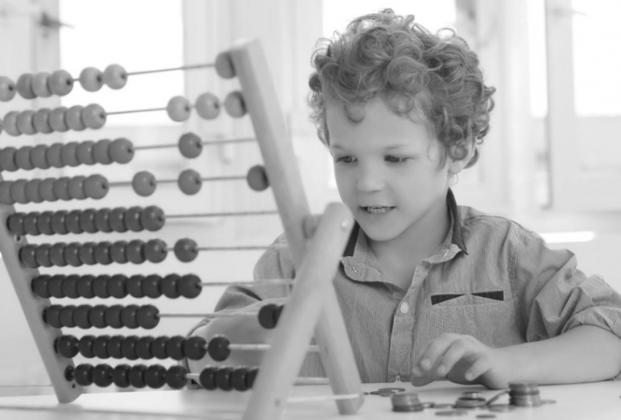 Fun Games to Play to Make Your Kid a Financial Genius