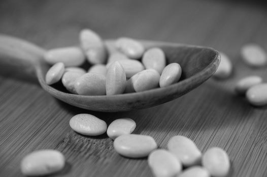 Beans are particularly rich in protein and fiber, and they are good sources of the B vitamin folate. (Pixabay photo)