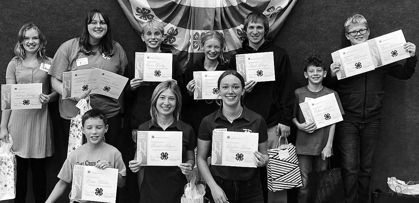 Front Row l to r: Beau Wieler, Graesen Helgoe, Kaylee Kemp Back Row l to r: Aubrey Ratliff, Malory Kemp, Owen Crosby, Emersen Helgoe, Noah Helgoe, Collin Longtin, Chaz Halverson