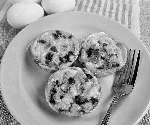 These spinach and cheese egg muffins are a delicious way to make sure you are getting enough vitamin D, especially if you pair them with a glass of vitamin D-fortified milk. (Pixabay)