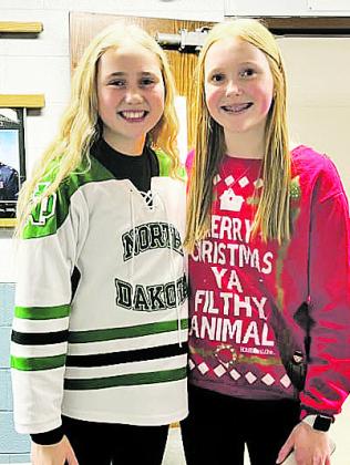 Reegan Aasand and Peyton Larson. Photo from Lauri Logsdon.
