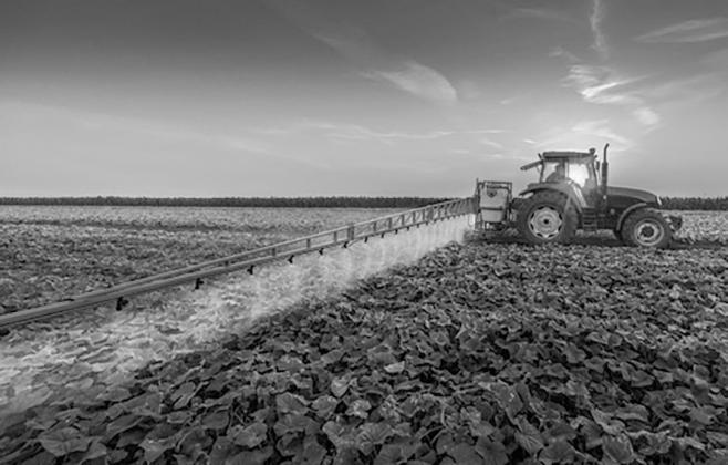 The new Custom Applicator Program will prepare students for developments in precision equipment, advanced crop technologies, and increased environmental awareness.