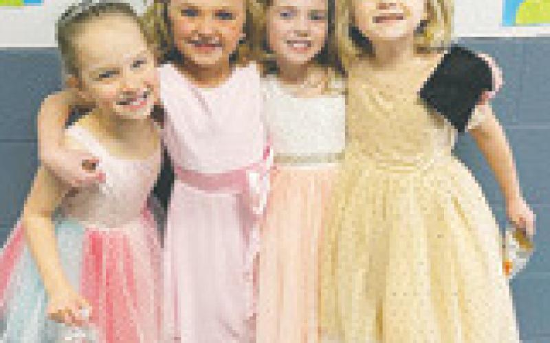 Left to right: Lauren Hillier, Eleanora Patterson, Sophia Woinarowicz, and Charlotte Schumacher. Photo by Jessica Woinarowicz.