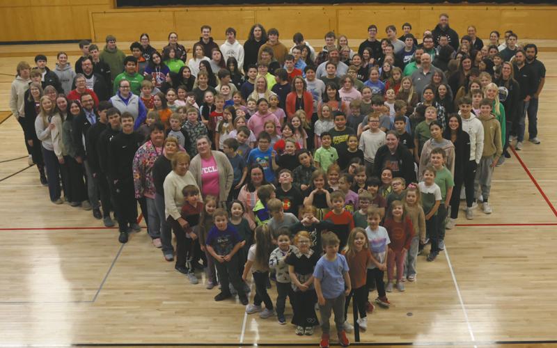 Drayton students celebrate kindness during the Great Kindness Challenge. Photo by Jamie Rarick