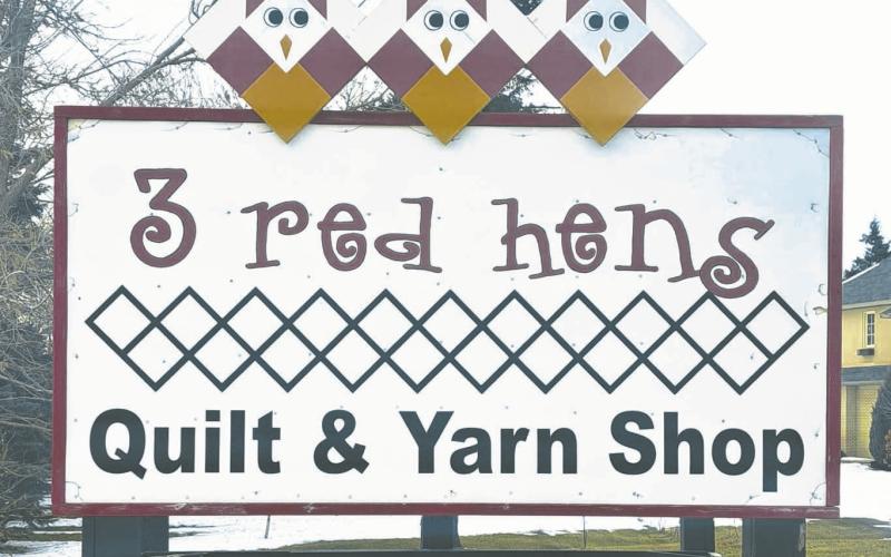 3 Red Hens