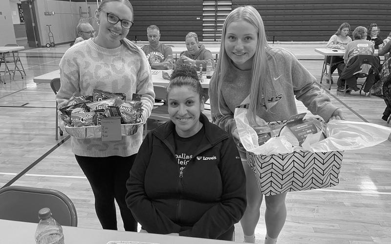 Pictured from Left to Right: Hope Patterson, Joanna Lorenzen, Reese Fering. Photo by Kaliie Christenson.