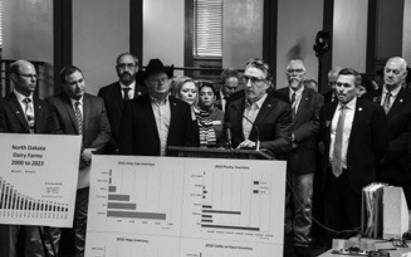 Burgum, Ag Commissioner Goehring