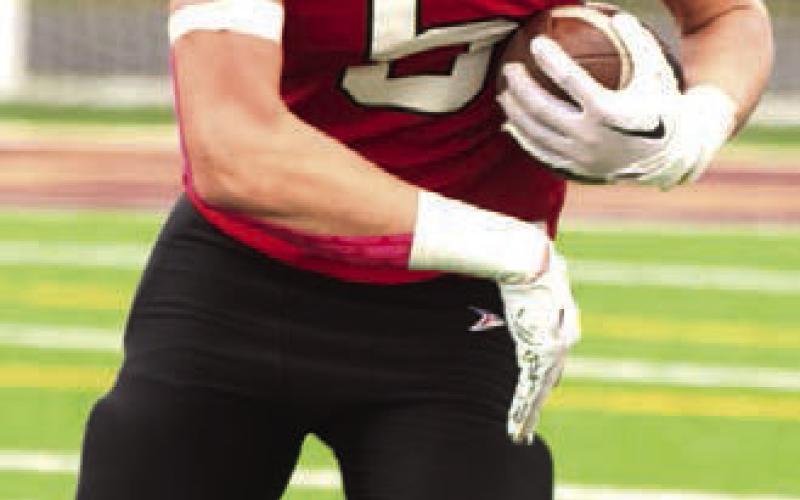 Grant Vold picks up some yards early in the game. ALL Photos by Lyle Van Camp.