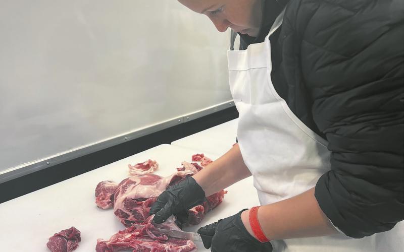 MOBILE MEATS LAB visits Drayton
