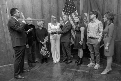 Armstrong takes oath of offi ce, begins term as governor of North Dakota