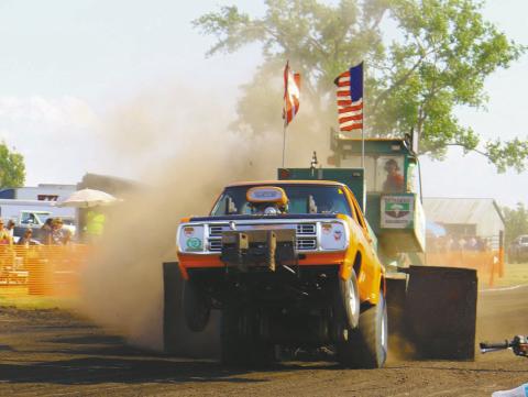 State Tractor & Pickup Pull coming to Mountain
