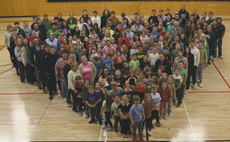 Drayton students celebrate kindness during the Great Kindness Challenge. Photo by Jamie Rarick