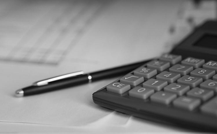 Featured topics at the Dec. 2 webinar include federal income tax updates, lease and easement income reporting, tax management upon retirement, and disaster provisions and reporting. (Pixabay photo)