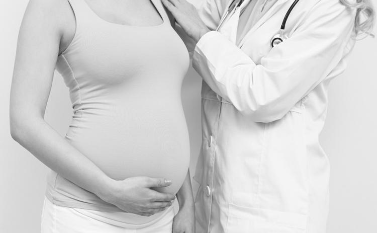 UND will collaborate with state and national agencies to create interactive online videos addressing topics such as stigma, brief interventions and effective communication about perinatal substance abuse. Stock photo