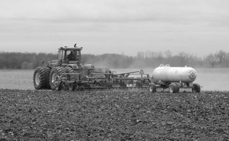 Although field conditions and weather have been conducive to harvest operations, the warm and dry conditions pose a risk for nitrogen (N) losses if applied in the fall. Photo courtesy of Michigan State University Extension