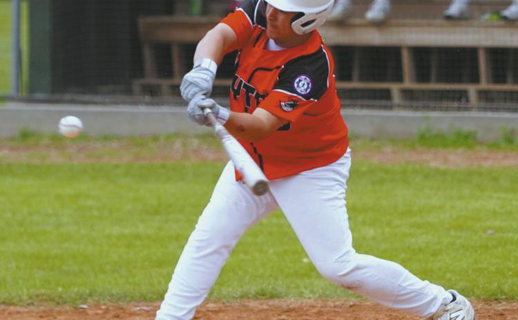 Praise Chairez at bat. Photo by Larry Stokke