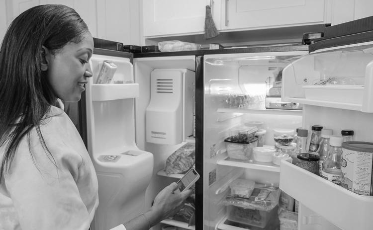 Plan your meals before buying groceries to help reduce waste and prepare food safely. (Pexels photo)